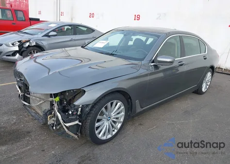 2017 BMW 740I xDrive z USA, uszkodzony, nr VIN WBA7E4C55HGU99537